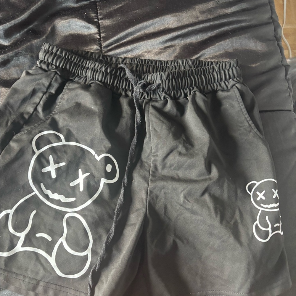 SHEIN Black Elastic Waist Shorts